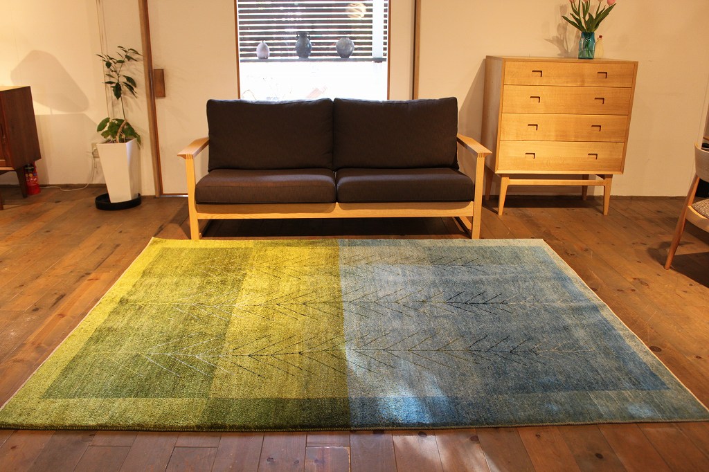 ギャッベの新しい世界展~春のゾランヴァリギャッベ新作展~ | マルカ木工