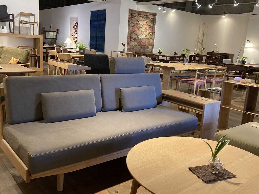 「想う。触れる。」日進木工新作家具展2021 10月9日スタート | マルカ木工